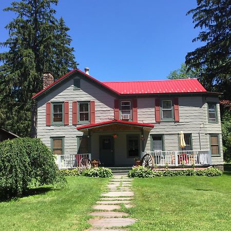 The Wheelhouse Inn Pine Hill Екстер'єр фото