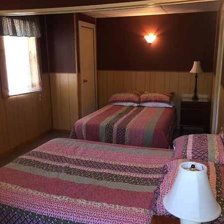 The Wheelhouse Inn Pine Hill Екстер'єр фото