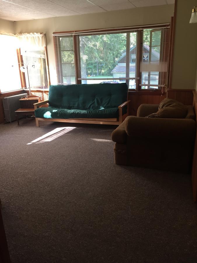The Wheelhouse Inn Pine Hill Екстер'єр фото