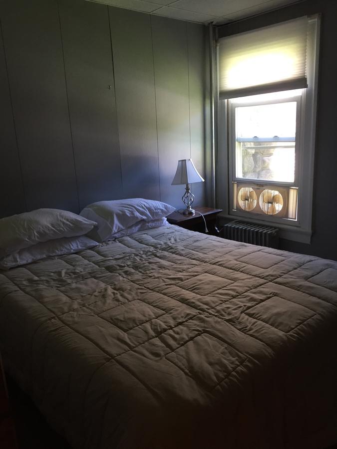 The Wheelhouse Inn Pine Hill Екстер'єр фото